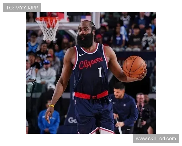 哈登突破制造挡拆拉开空间 提升关键时刻得分效率