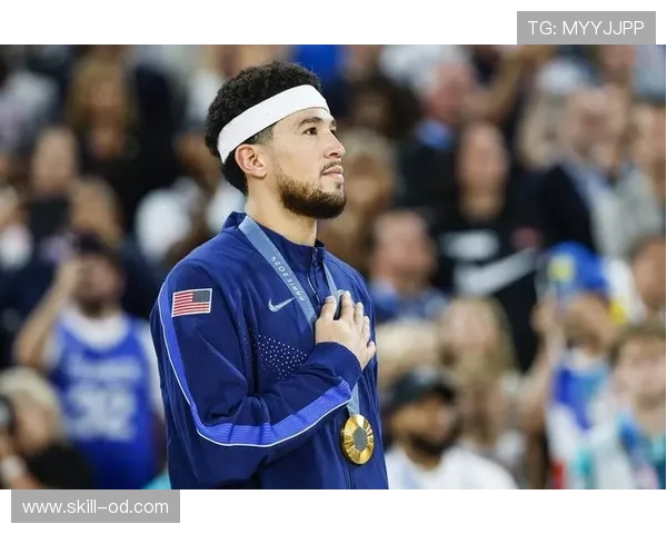 德文·布克利用挡拆拉开空间 提升关键时刻得分效率